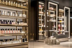 国内化妆品品牌档次排名；国内化妆品品牌档次排名最新