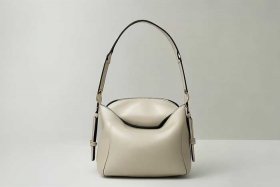 女士包包新款斜挎包中款洋气、女士包包新款斜挎包中款洋气图片