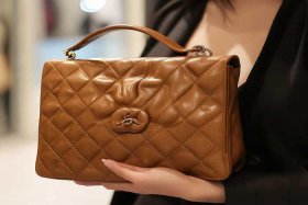 日本的香奈儿包包、日本的香奈儿包包是真的吗