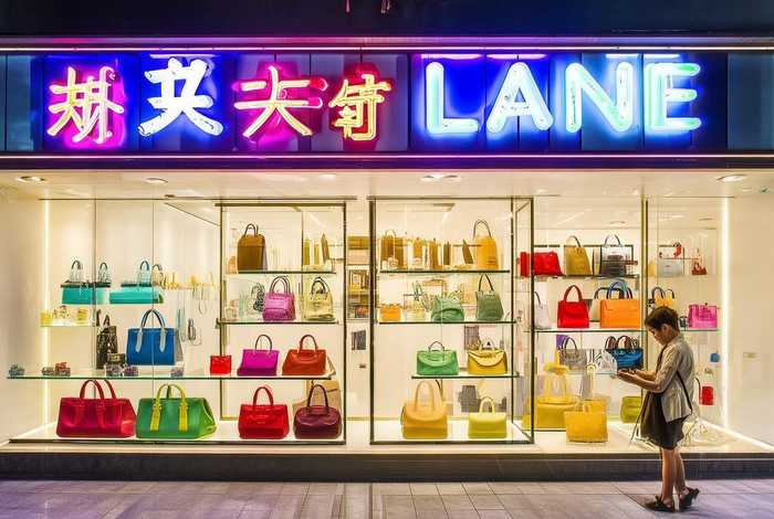 广州卖品牌包的地方，广州卖品牌包的地方叫什么