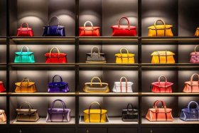 国际品牌包包女奢侈品专柜正品（国际奢侈品女包品牌排行榜）