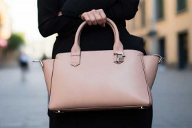 女包500左右哪个牌子好；女包500左右哪个牌子好一点