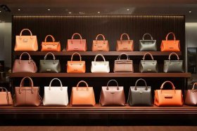 国内真皮包包品牌大全排名（国内真皮包包品牌大全排名前十）