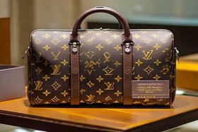 路易威登lv官网男包价格，路易威登官网男包报价