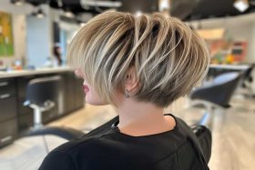 今年流行的发型（女士今年流行的发型）