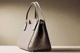 国产轻奢品牌包包；国产十大小众轻奢品牌包包