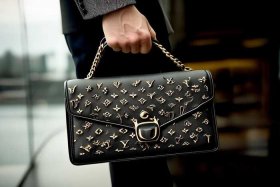 男士手包名牌前十名；男士手包品牌排行榜前十名lv