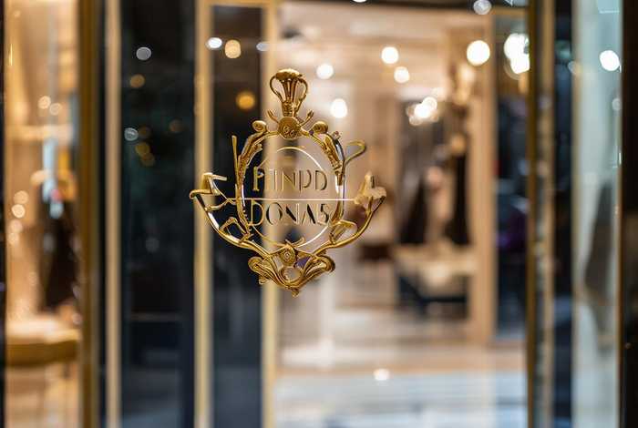 奢侈品服装牌子，奢侈品服装牌子标志及名字图片