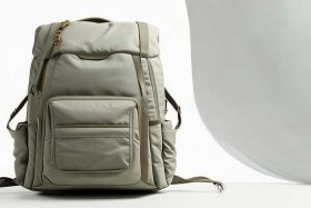 老年人适合什么样的包 老年人适合什么样的包包款式