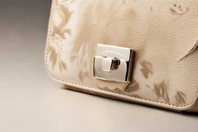 女士帆布小斜挎包图片、女士帆布小斜挎包图片高清