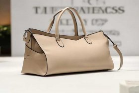 女士休闲布包最新款2023款、女士休闲布包最新款2023款价格