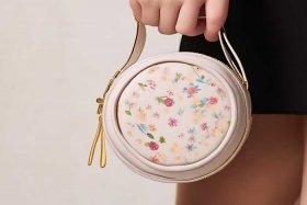 女士小挎包迷你小包圆款 - 女士小挎包迷你小包圆款还是方款