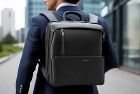 商务男士双肩背包品牌排行榜（商务男士双肩背包品牌排行榜前十名）