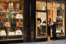 奢侈品货源哪里找；奢侈品货源哪里找货源