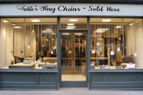 女包链条哪儿有卖（女包链条哪儿有卖的）