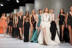 国际品牌服装排行榜前十名（国际品牌服装排行榜前十名有哪些）