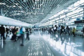 免税店买包便宜吗、免税店买包比专柜便宜吗