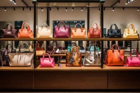 女士包包品牌大全加盟；女士包包品牌大全加盟费多少