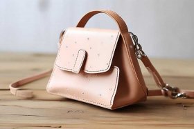 简单的小包包迷你（迷你小包包的折法简单）