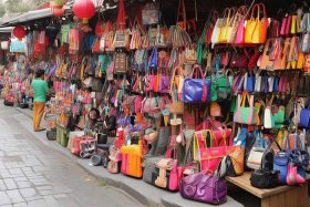 广东包包厂家批发 广东包包厂家批发市场在哪