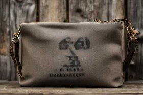 男士帆布小挂包（男士帆布小挂包品牌）