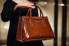 国际大牌包包女真皮正品、国际大牌包包女真皮正品多少钱