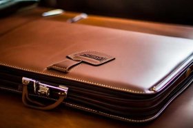 品牌经典包包款式（品牌经典包包款式有哪些）