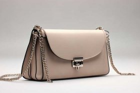 女士单肩包小包推荐（女士单肩包小包推荐知乎）