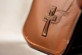 名牌包包标志logo十字 名牌包包标志logo十字图片