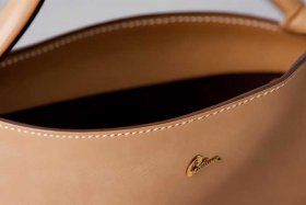 品牌包怎么辨别真假；品牌包怎么辨别真假的