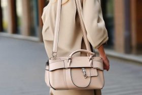 女士包包中等档次品牌有哪些 女士包包中等档次品牌有哪些牌子