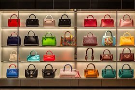 女生的包价格推荐 - 女生的包价格推荐什么牌子