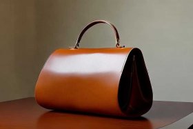 轻奢女包推荐价格在1000左右，轻奢女包推荐价格在1000左右的品牌