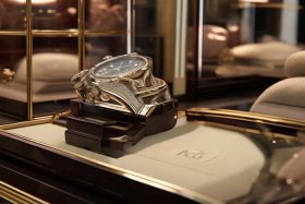 罗意威在奢侈品里属于什么档次，罗意威属于奢侈品吗