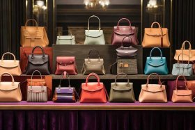 全球十大奢侈品牌排行榜的包包，全球十大奢侈品牌排行榜的包包是什么