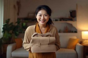 妈妈斜挎包中年女包直播、妈妈斜挎包 中年女