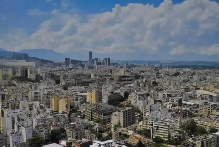 国内男士包包品牌排行榜前十名（国内男士包包品牌排行榜前十名图片）