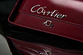 卡地亚官网女包 卡地亚女包官网价格查询