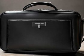 男士手包十大名牌图片；男士手包十大名牌图片及价格