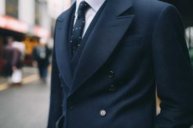 日本Loewe、日本loewe男士大衣