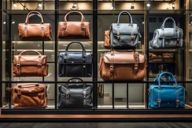 国内男包十大品牌；国内男包十大品牌排名