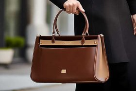 名牌女包50岁，50岁女包牌子推荐