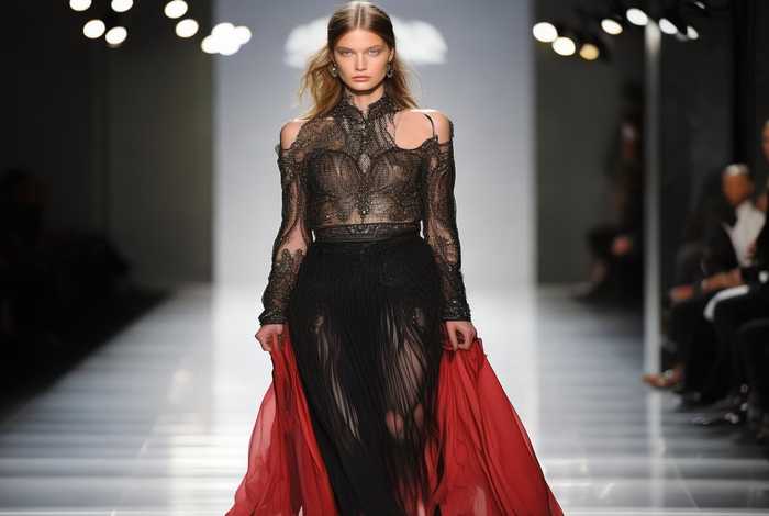 蔻驰包包品牌属于什么档次、蔻驰包包品牌属于什么档次的