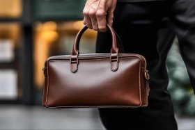 男士手包品牌排行榜1000元，男士手包品牌排行榜1000元左右