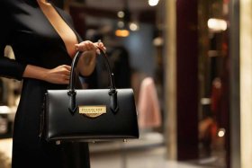 名牌包歌词（名牌包包歌曲）