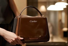 卡地亚包包质量如何，卡地亚手提女包包价格多少