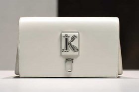 女包十大品牌库奇、库奇品牌标志包包