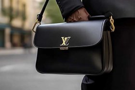 男士高档单肩包lv 男士高档单肩包品牌