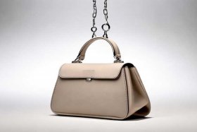 两三千块的包包有什么品牌，两三千块的包包有什么品牌的