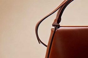 迷你薄款小挎包 迷你薄款小挎包图片